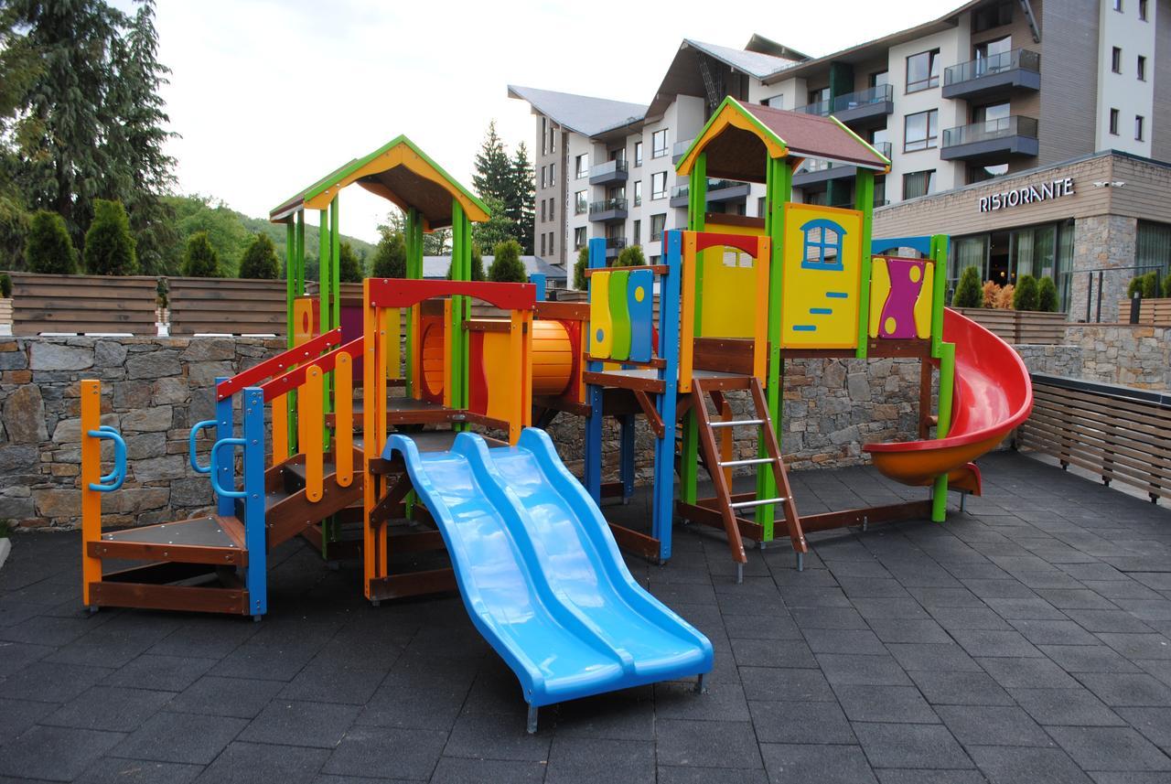 Hotel Arte Spa & Park Velingrad Eksteriør billede Playground in Poland
